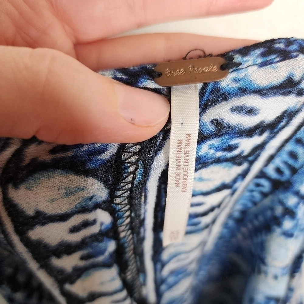 Free People Blue Wild & Free Cropped Blouse XS